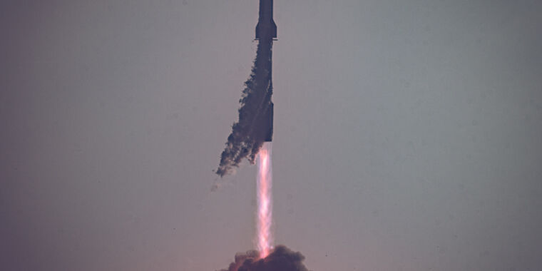 "SpaceX's Starship Launch: Review, Failure, and Grounding"