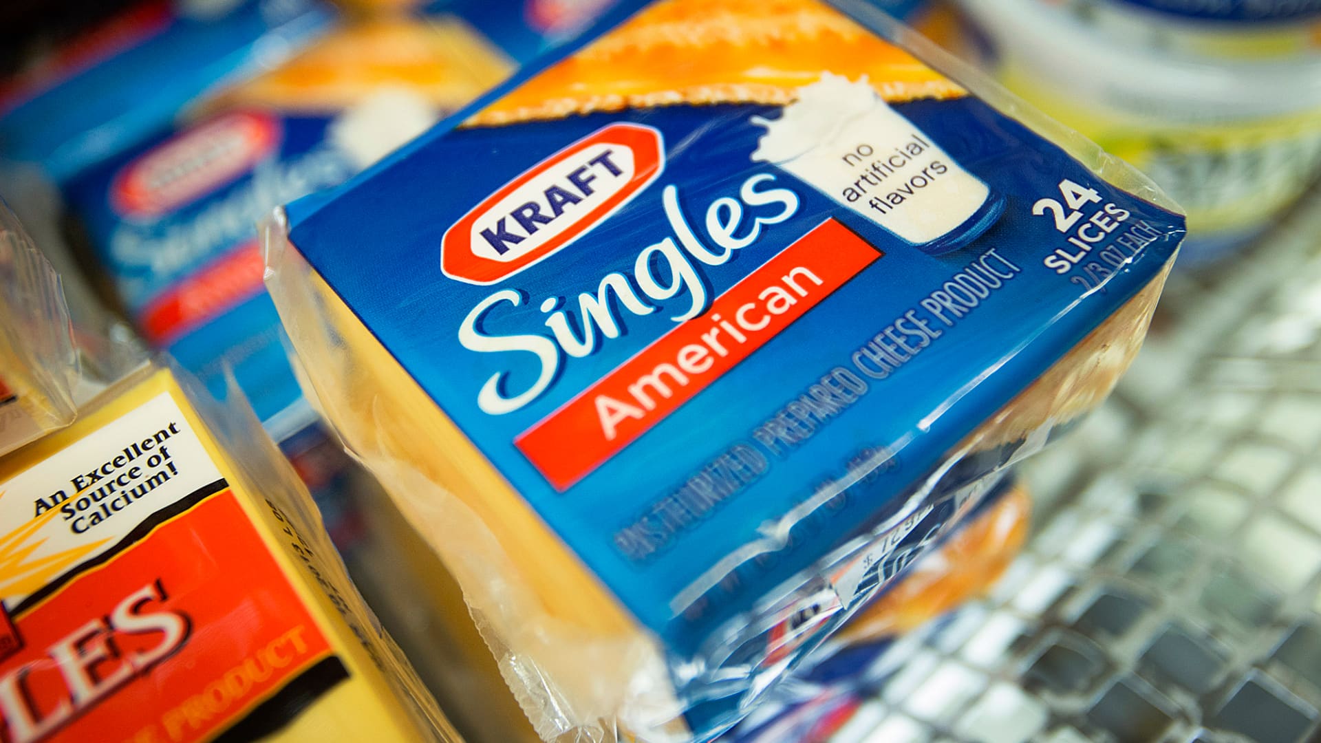 Featured image for Kraft recalls American cheese slices over choking hazard