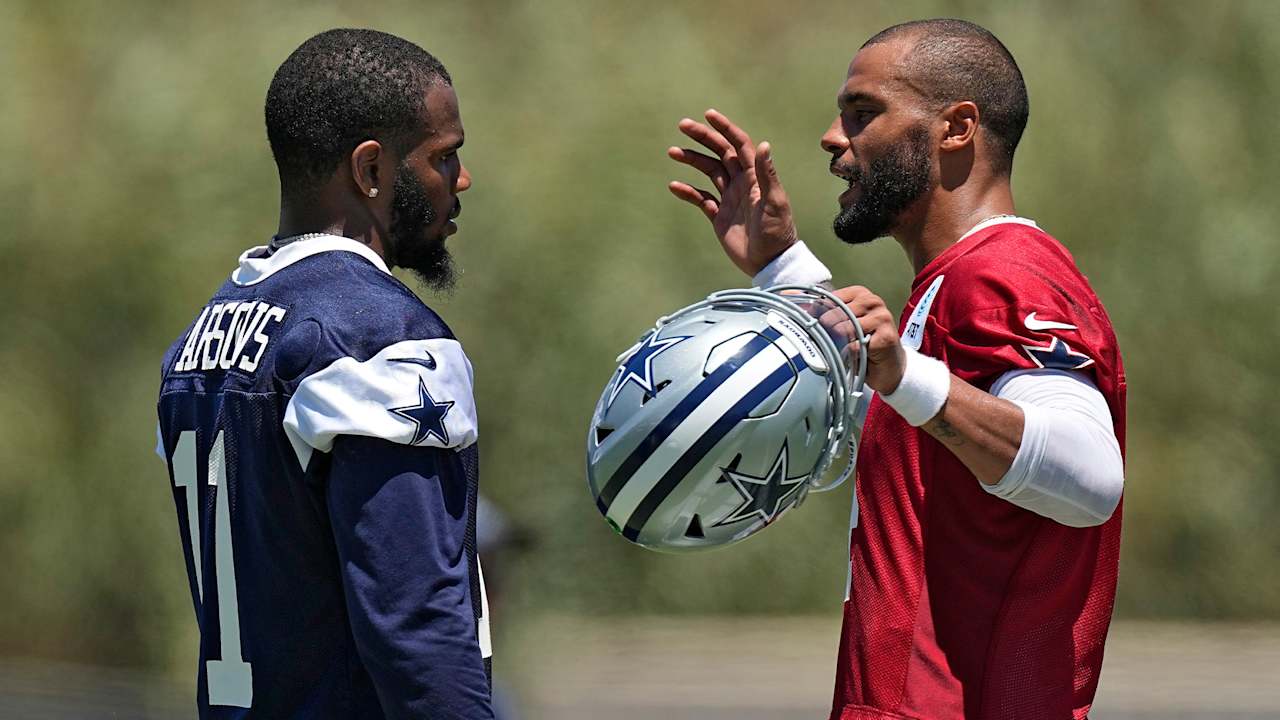 Cowboys' Micah Parsons Contract Negotiations and Injury Updates
