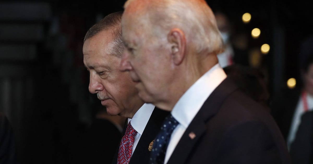 Turkey's Opposition to Sweden's NATO Membership Discussed in Call Between Biden and Erdogan