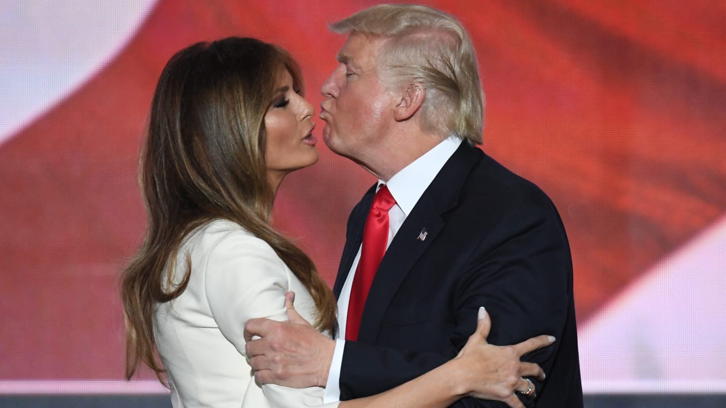"Trump's Valentine's Day Message to Melania Sparks Fundraising Efforts"