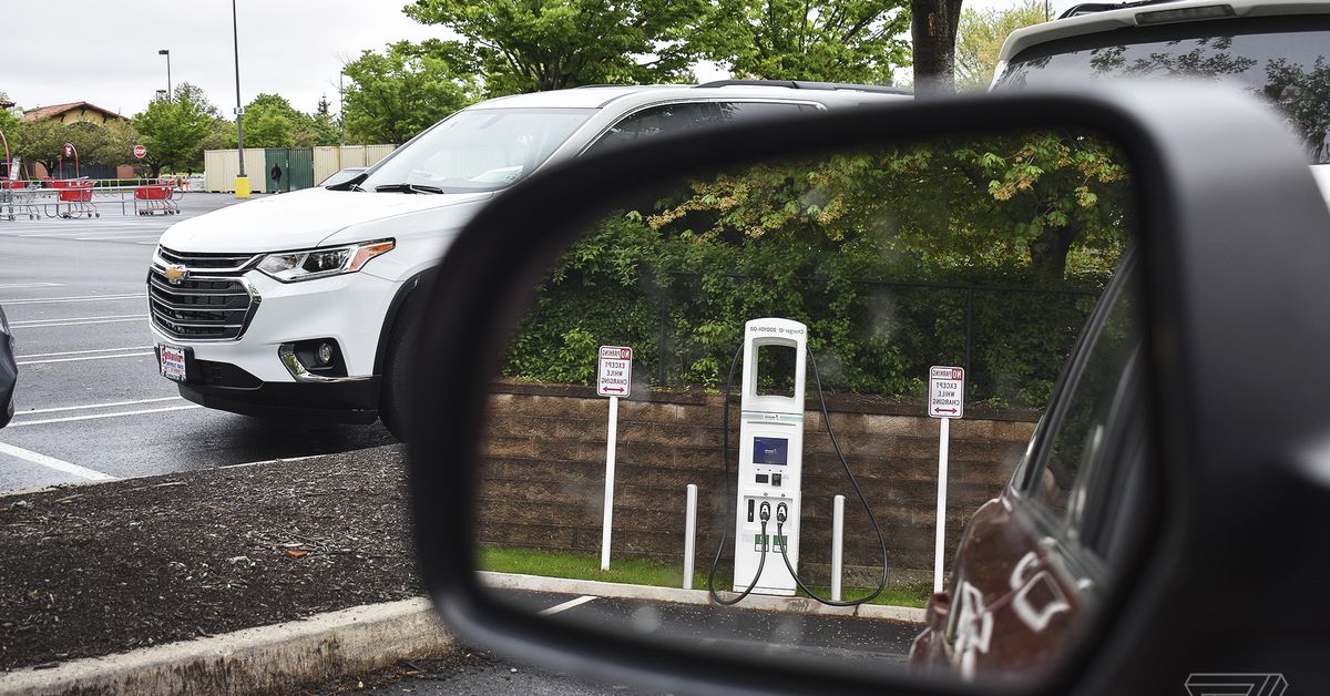 "Biden Administration Allocates $100 Million to Revamp Faulty EV Chargers Nationwide"