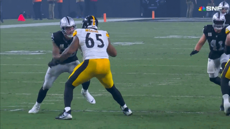 Featured image for Broderick Jones Steps Up as Dan Moore Jr. Faces Extended Absence