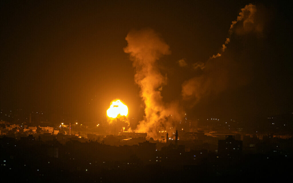 Israeli airstrikes target Islamic Jihad in Gaza, causing casualties.