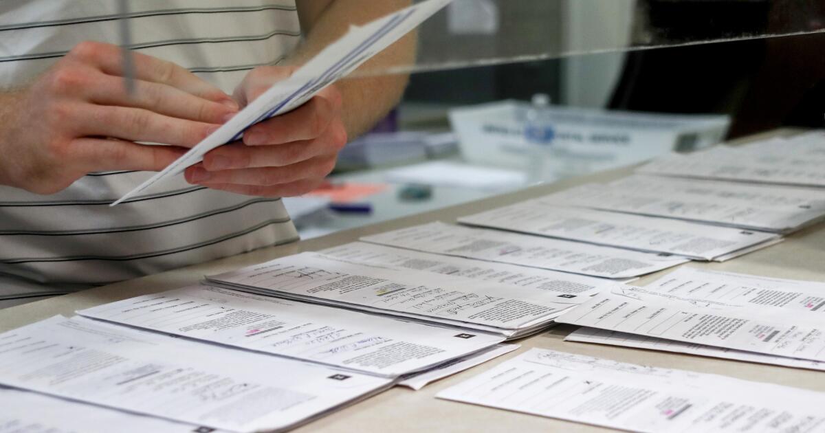 Featured image for "Coalition Gathers Enough Signatures for Tough-on-Crime Ballot Measure in California"