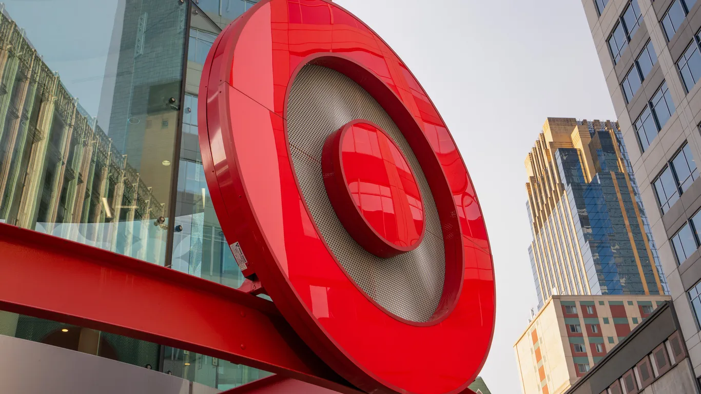 Featured image for Target to Lay Off 1,000 Employees in Major Workforce Restructuring