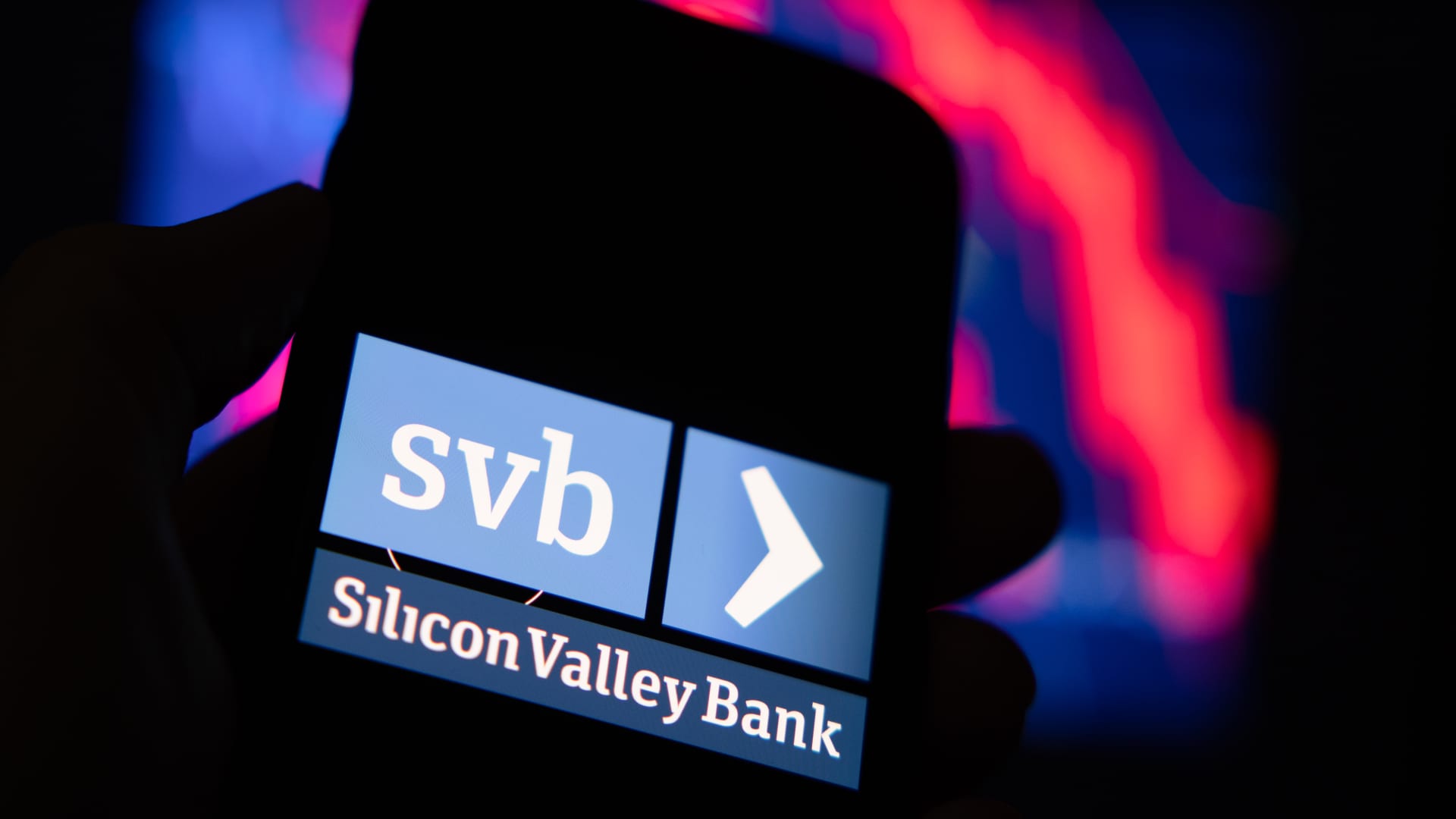 Navigating ETF Risks in the Wake of Silicon Valley Bank Fallout