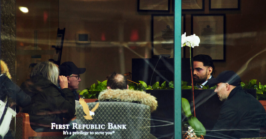 Featured image for Calls for Increased FDIC Insurance Coverage Gain Momentum on Capitol Hill.