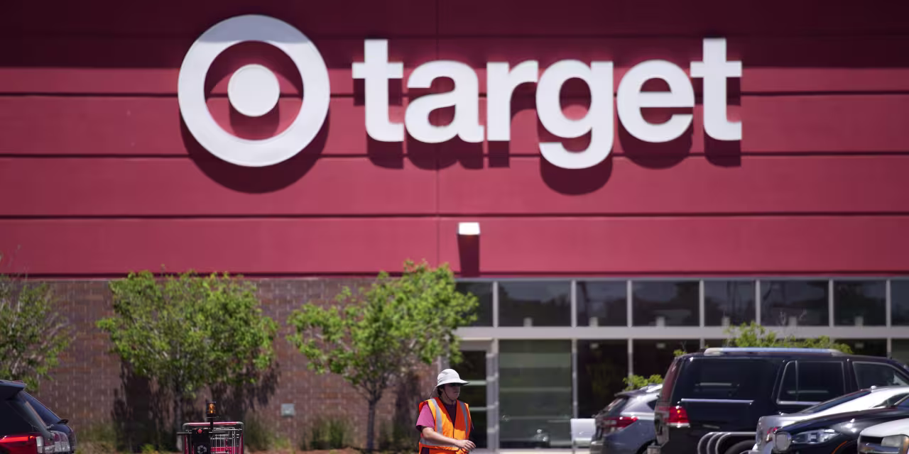 Target's Stock Plummets Amidst Longest Losing Streak in 23 Years.