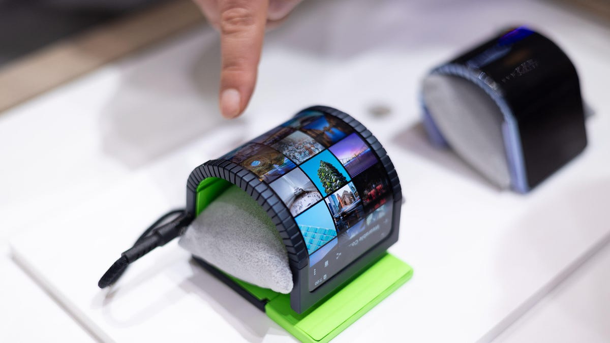 Featured image for "Edible Razr, Bracelet 'Phones' and Big Batteries: The Coolest Gadgets of MWC 2024"