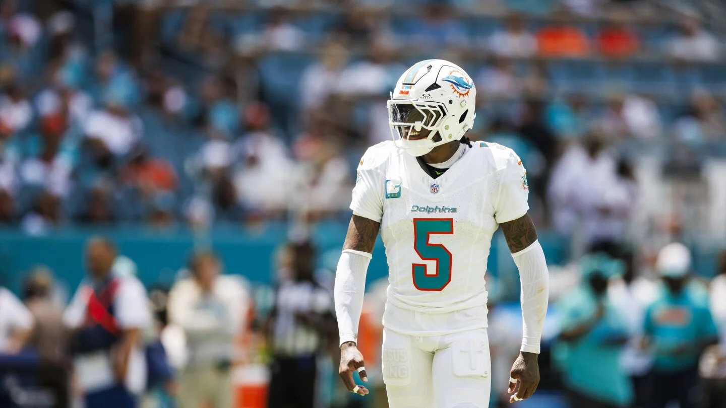 Steelers acquire Ramsey and Smith in trade, send Fitzpatrick to Dolphins