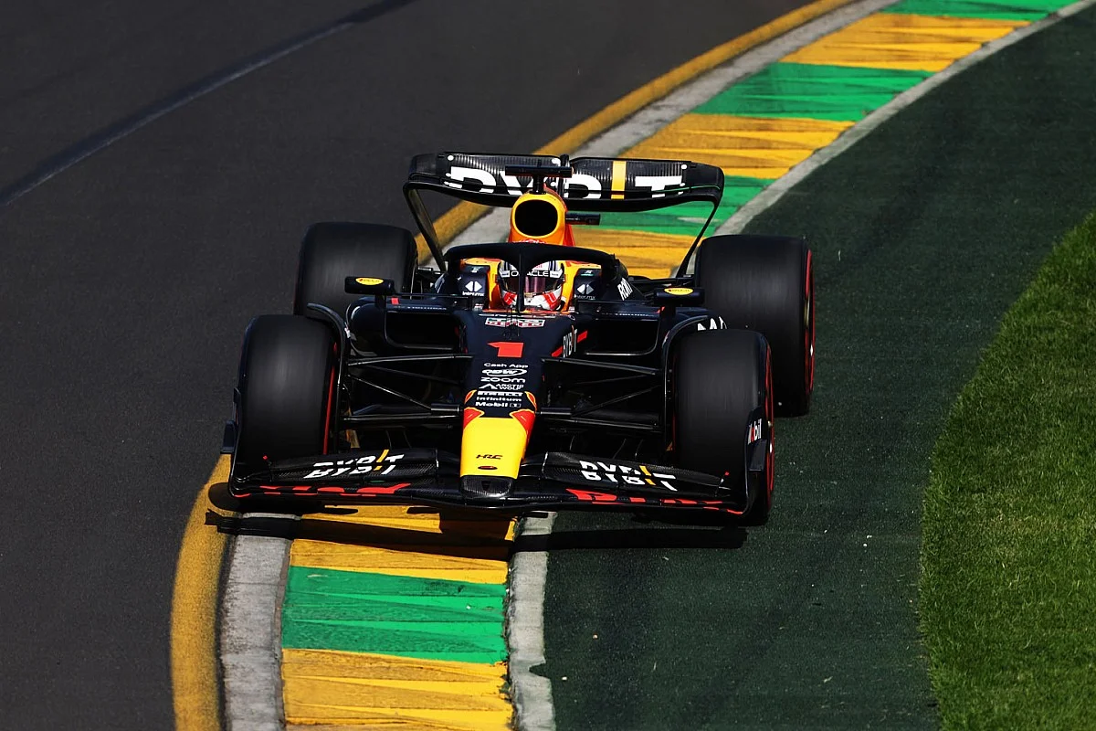 Verstappen dominates FP1 at Australian Grand Prix but spins.