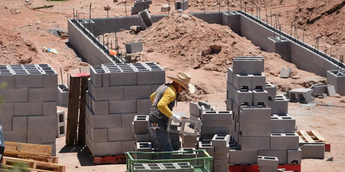 US Housing Market Shows Resilience with Surge in Sales and Mortgage Applications