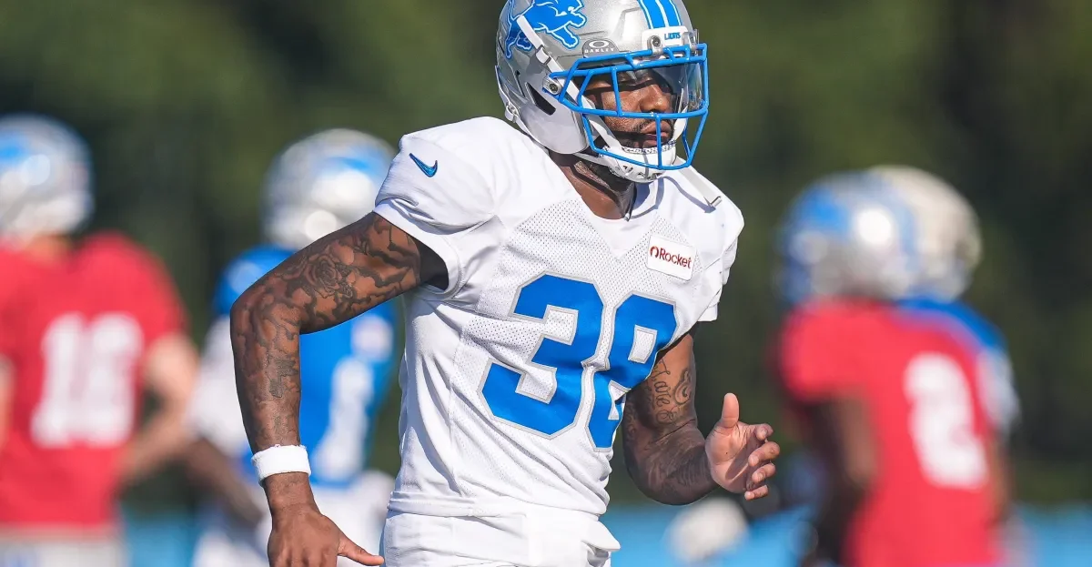 Lions CB Ennis Rakestraw Out for Season with Shoulder Injury