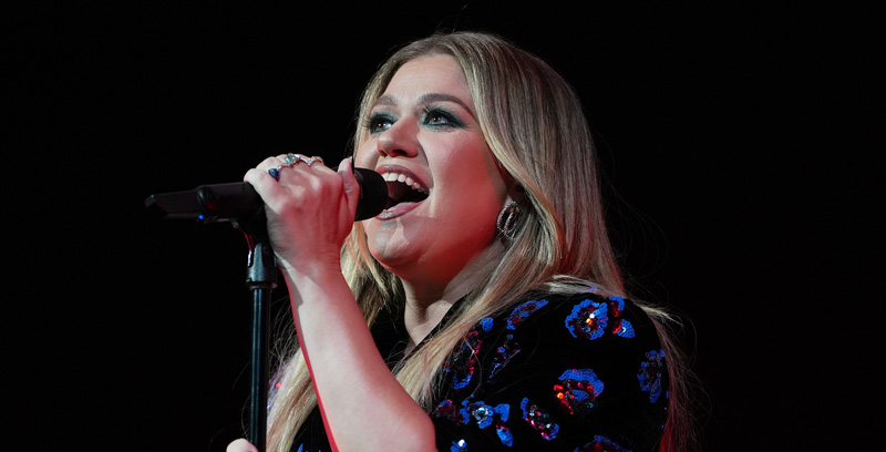 Featured image for Kelly Clarkson Cancels Vegas Residency Opening Due to Illness