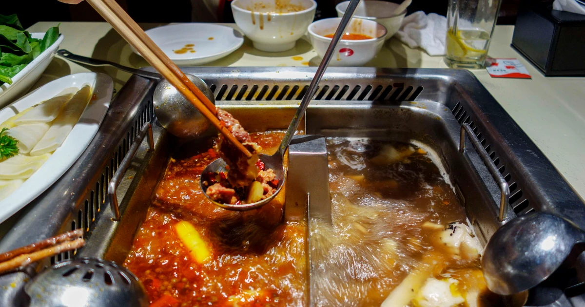 Chinese Teens Fined $395,000 for Urinating in Hotpot