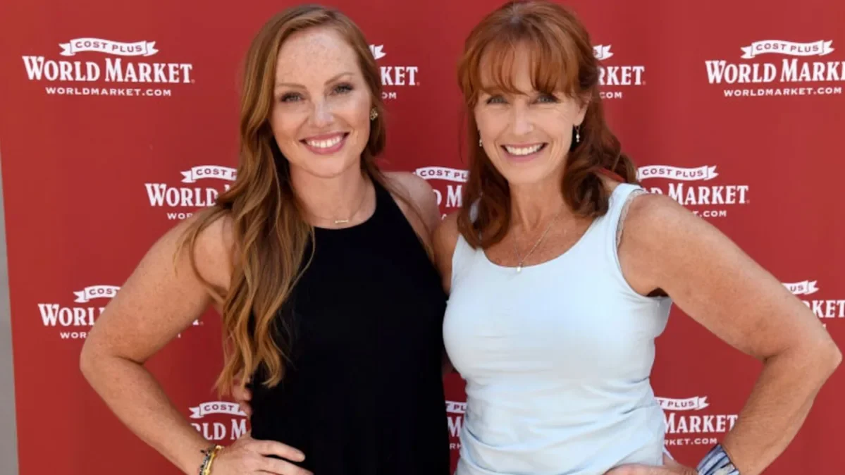 Mina Starsiak Hawk Reunites With Mom Ahead of Rock the Block Return