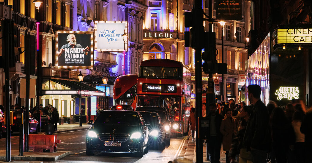 UK Economy Stagnates Amid High Interest Rates and Inflation Drag