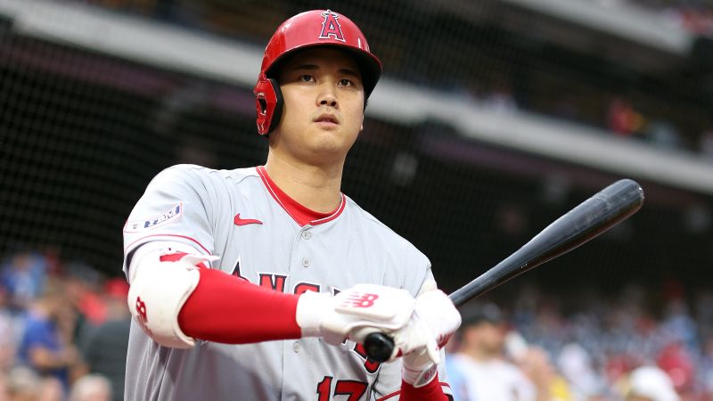 Shohei Ohtani's Elbow Surgery Successful, Expects Return to Batting in 2024