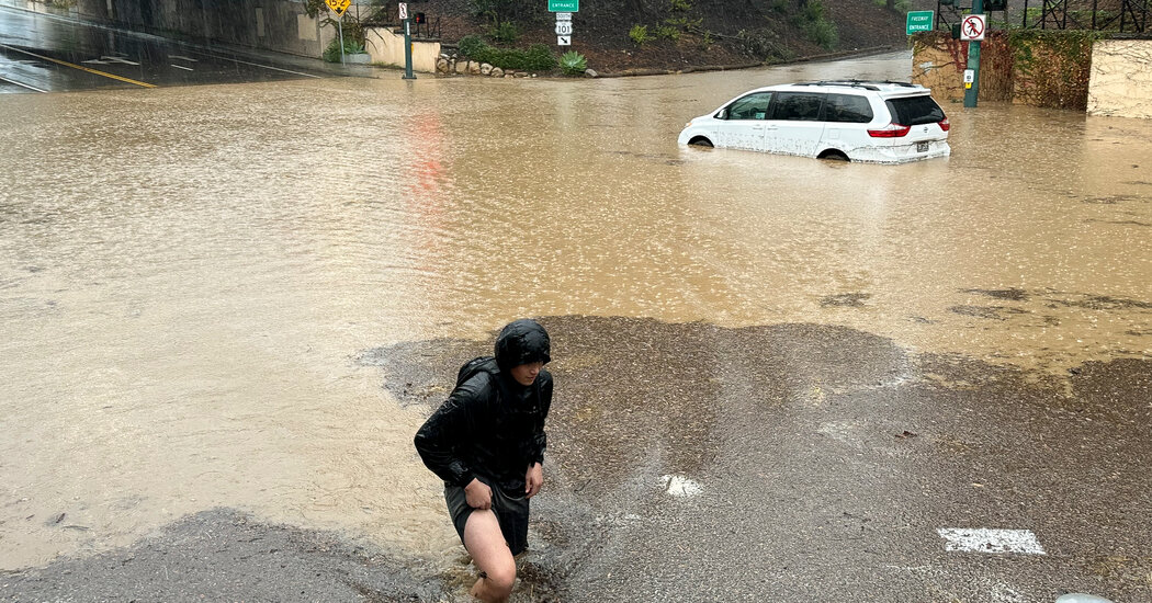 "Powerful Atmospheric River to Bring Flooding and Wind to California This Week"