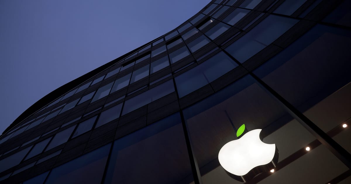 Featured image for "Russia Imposes Fines on Apple and Wikipedia for Controversial Ukraine War Content"