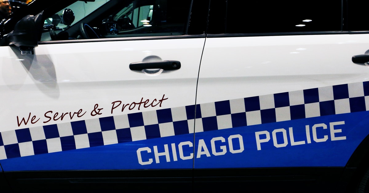 "Deadly Weekend: Chicago Shootings Leave 6 Dead, 26 Injured"