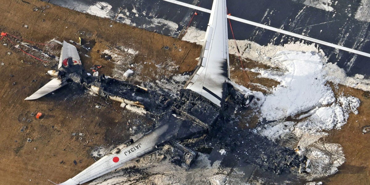 Featured image for "Transcripts Reveal Truth Behind Near-Miss Japan Airlines Crash and Heroic Passenger Escape"