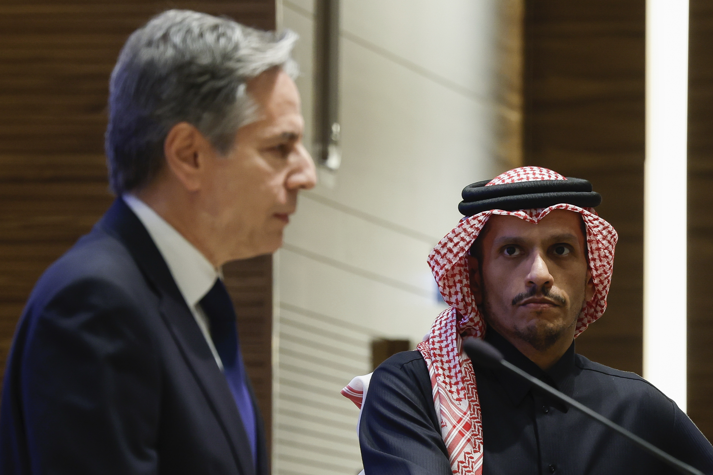 "Blinken's Middle East Tour: Diplomatic Efforts and Warnings of Conflict Spread"