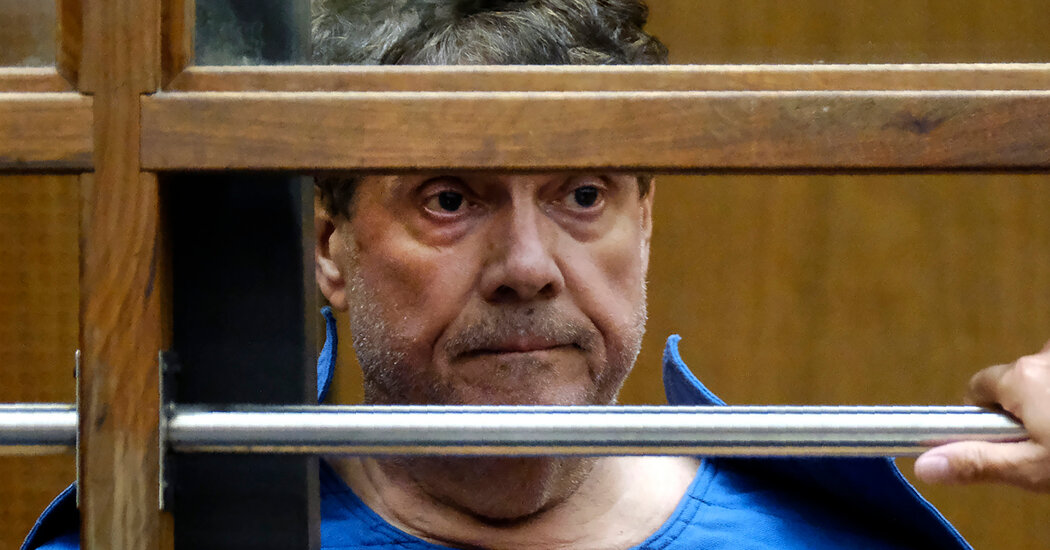 Featured image for George Tyndall, Accused U.S.C. Gynecologist, Found Dead Amidst Sex Abuse Allegations