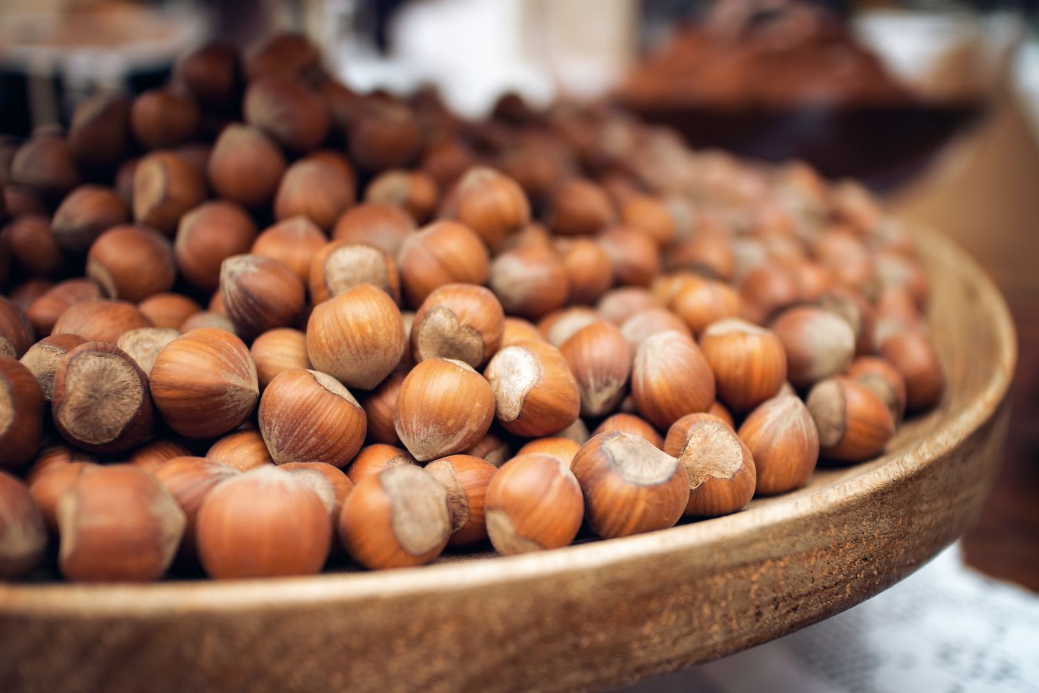 Featured image for "Exploring the Advantages of Unprocessed Hazelnuts"