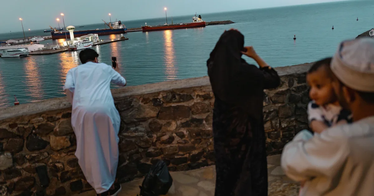 Iran-Gulf Tensions Surge as Attacks, Interceptions, and Hormuz Standstill Emerge