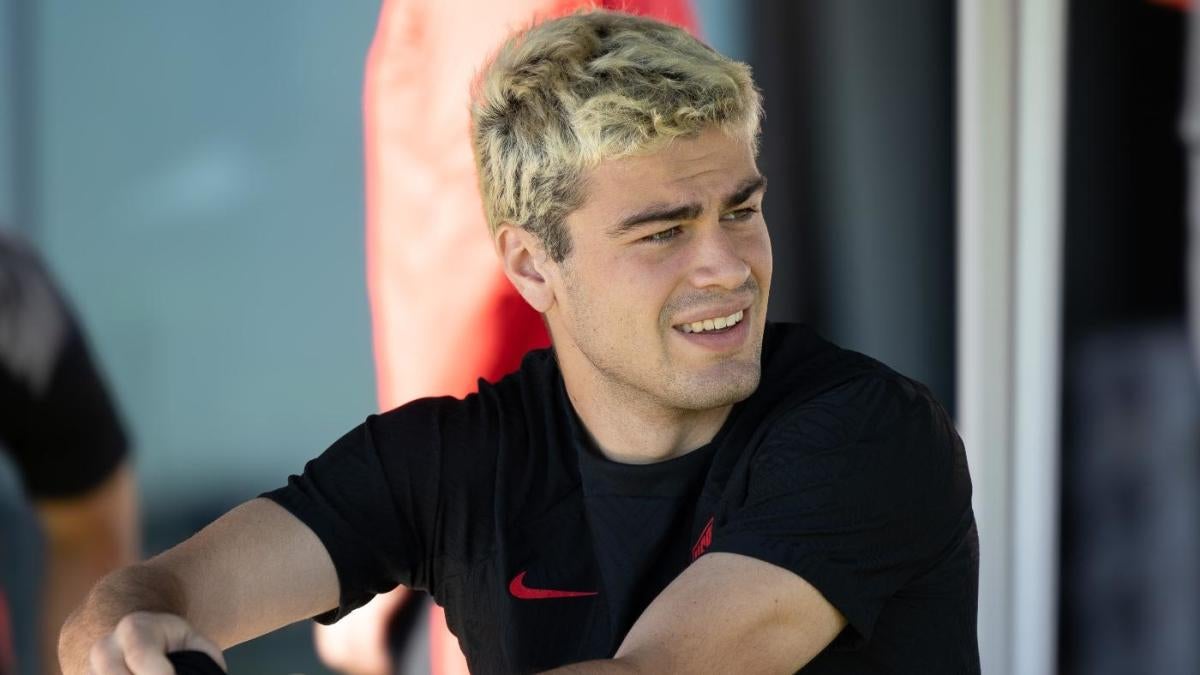 Featured image for "Transfer Deadline Day: Europe's Leading Clubs' Summer Deals and Updates"