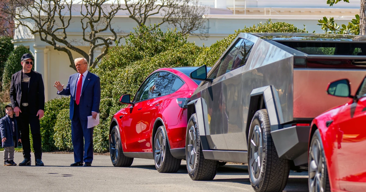 Tesla Shares Decline Amid Earnings and Leadership Uncertainties