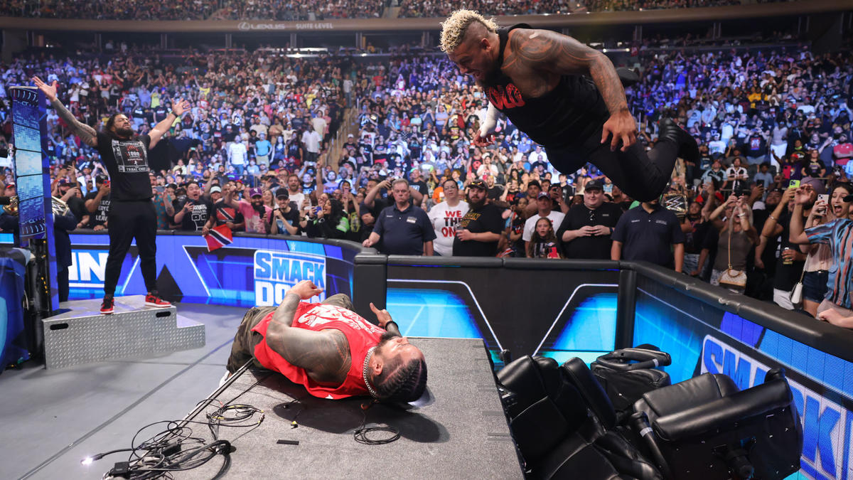 "Behind the Scenes of WWE Smackdown: Bloodline Drama and Memorable Moments"