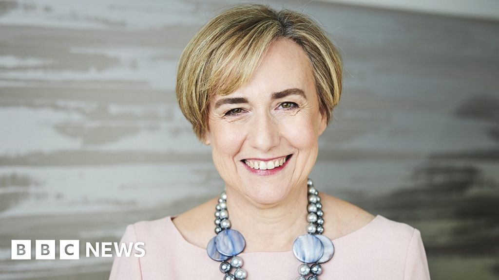 Featured image for Vodafone to slash 11,000 jobs in cost-cutting move.