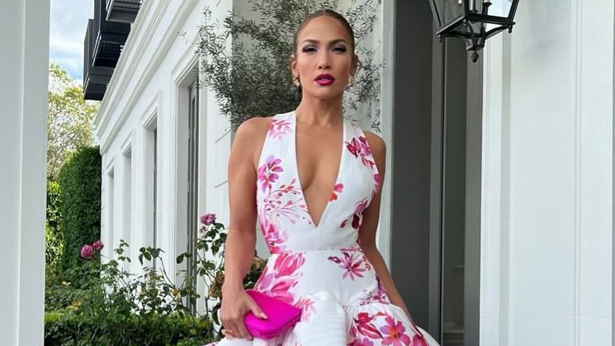 Featured image for "Exclusive Peek Inside JLo and Ben Affleck's $60M LA Mansion: Rare Photos of Luxurious Silver and Gold Decor"