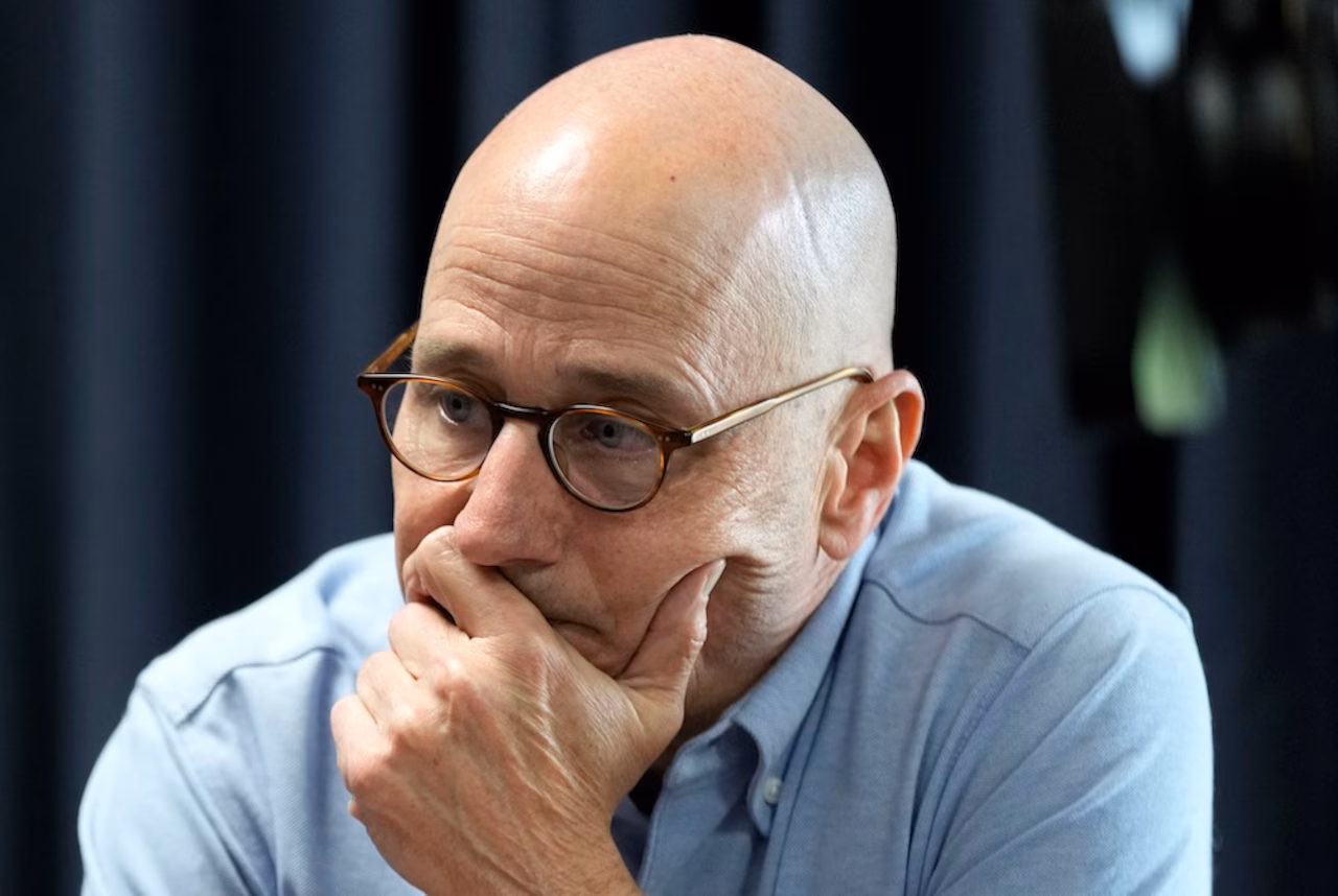 Featured image for Yankees Legends Defend Boone Amid Playoff Disappointments