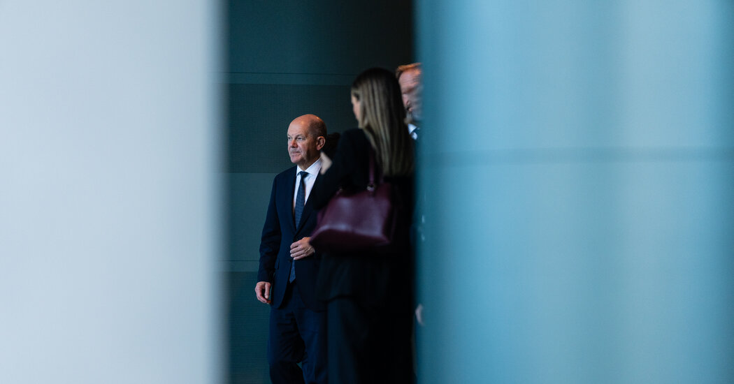 Germany's Government in Crisis as Coalition Collapses
