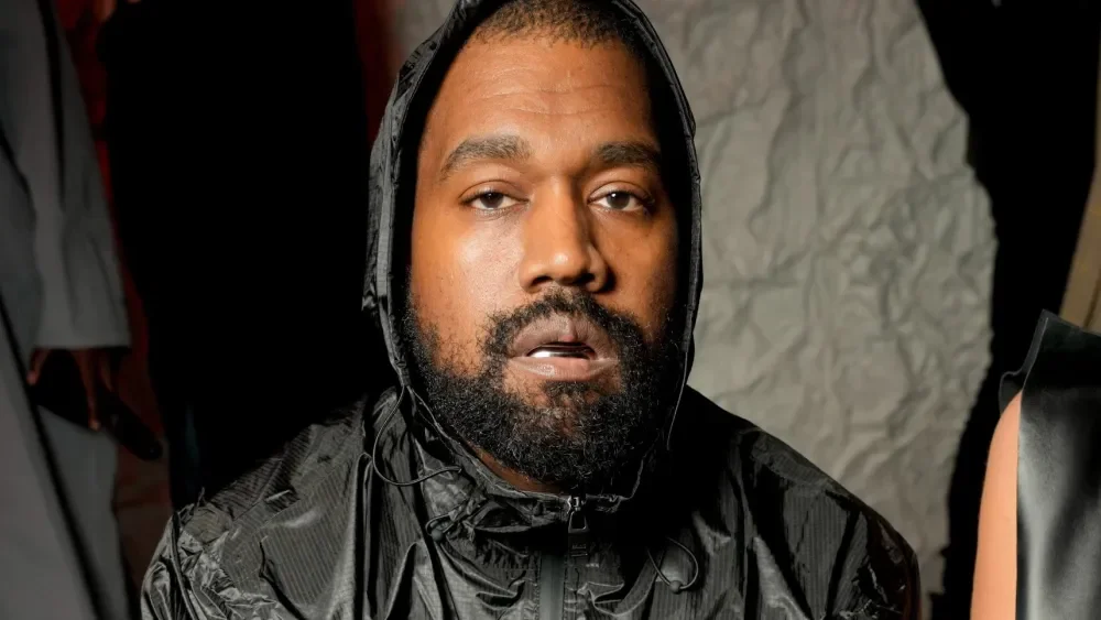 Kanye West: Apology Isn’t a Comeback Plan, He Tells Vanity Fair