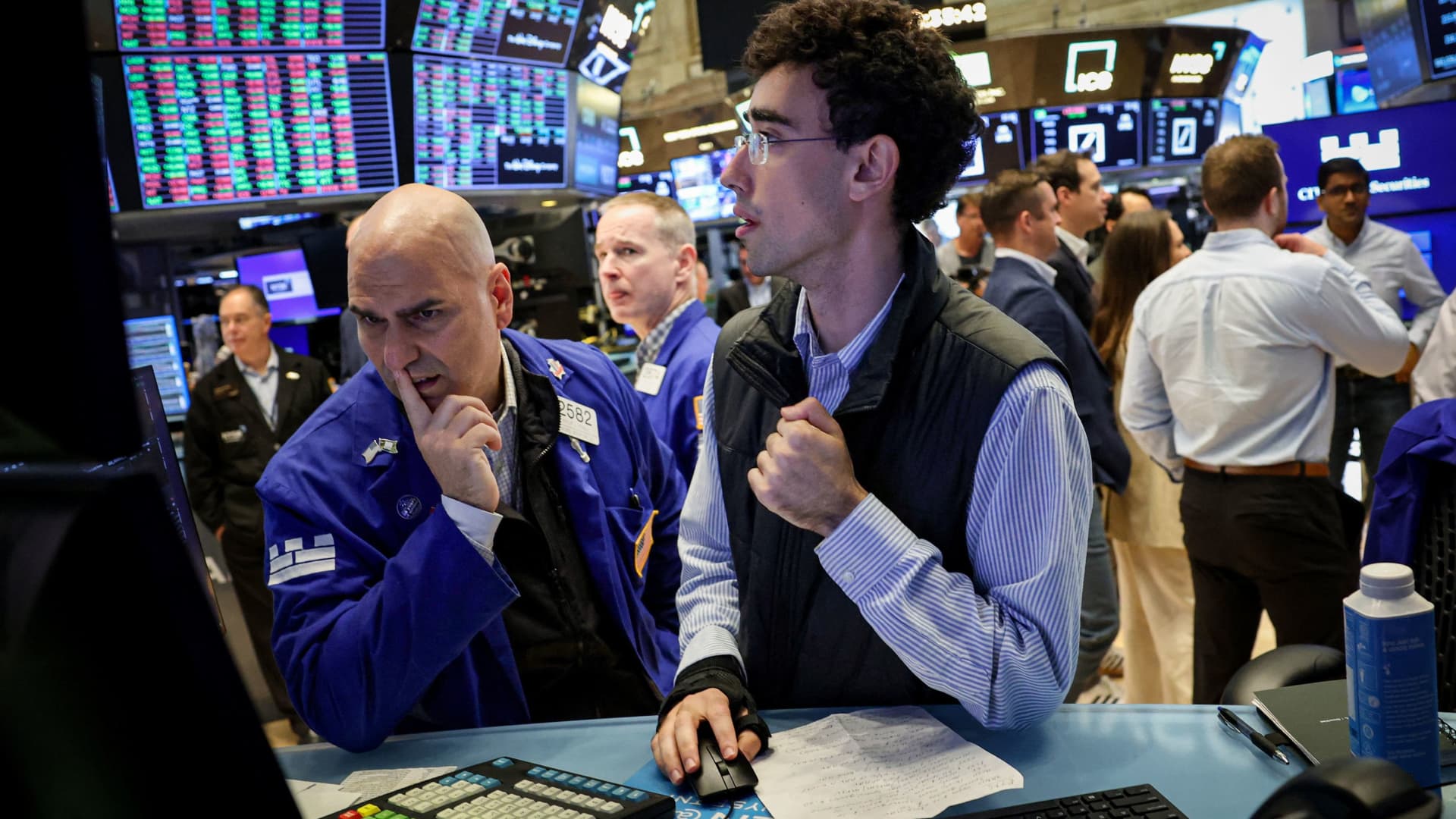 Stock Futures Steady After Record-Setting Dow and S&P 500