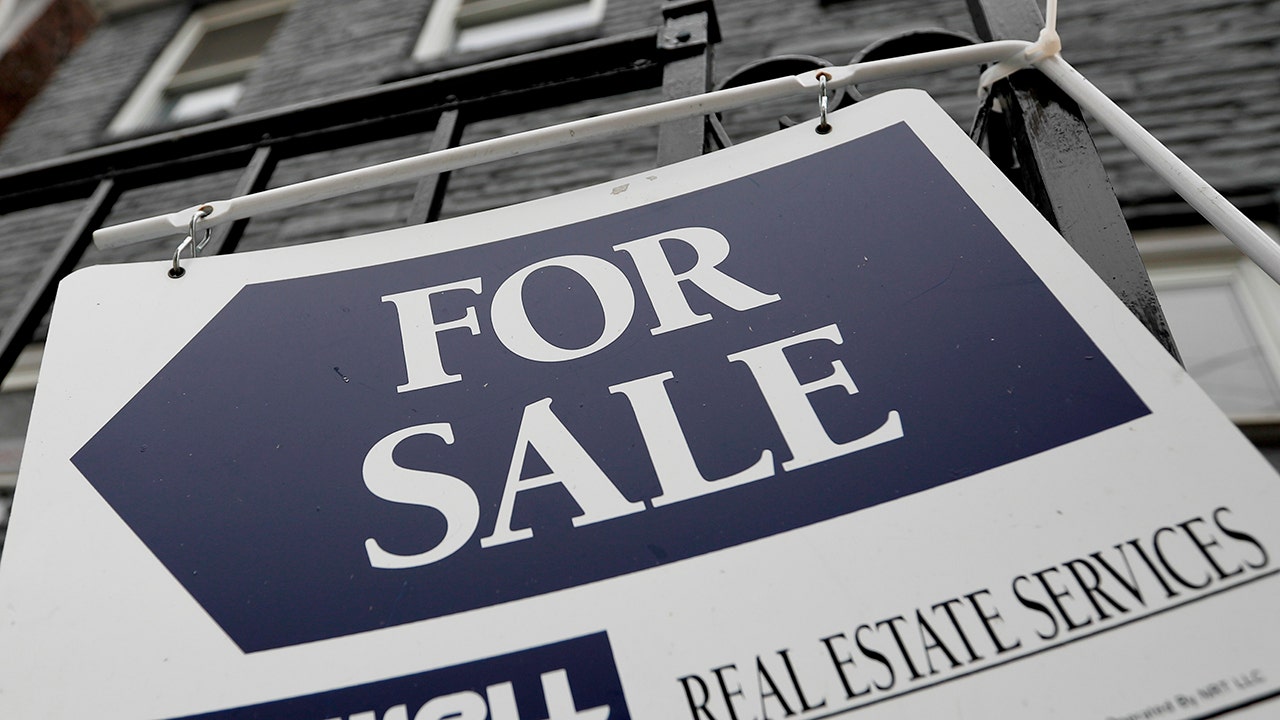 "The Vanishing American Dream: Salary Requirements for Homeownership in 2024"