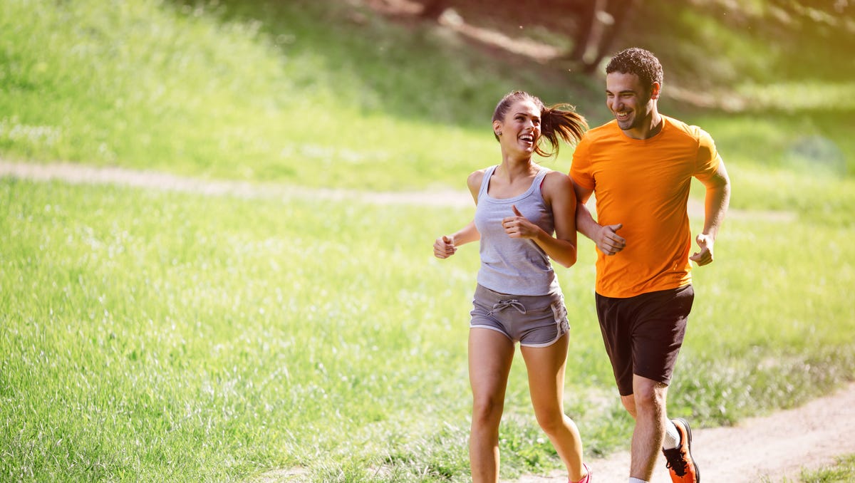 "Maximizing Muscle and Fitness with Walking: Tips and Comparisons"