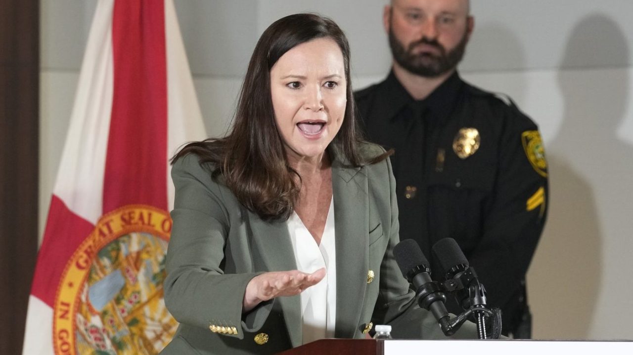 Featured image for "Florida Attorney General Probes CFP Committee's Decision to Exclude FSU"