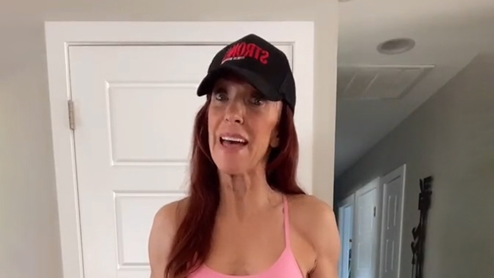 "66-Year-Old Pro Bikini Bodybuilder Shares Belly Fat Loss Dos and Don'ts, Including Surprising Bad Habit"