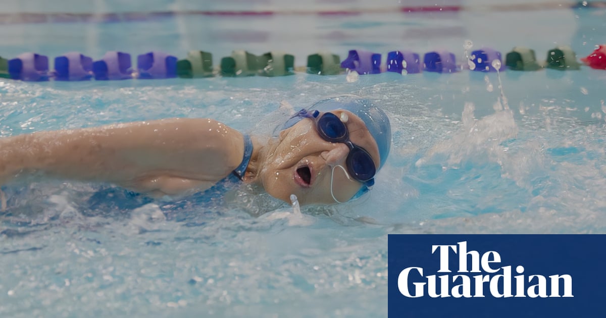 "99-Year-Old Canadian Swimmer Betty Brussel Shatters Three World Records"