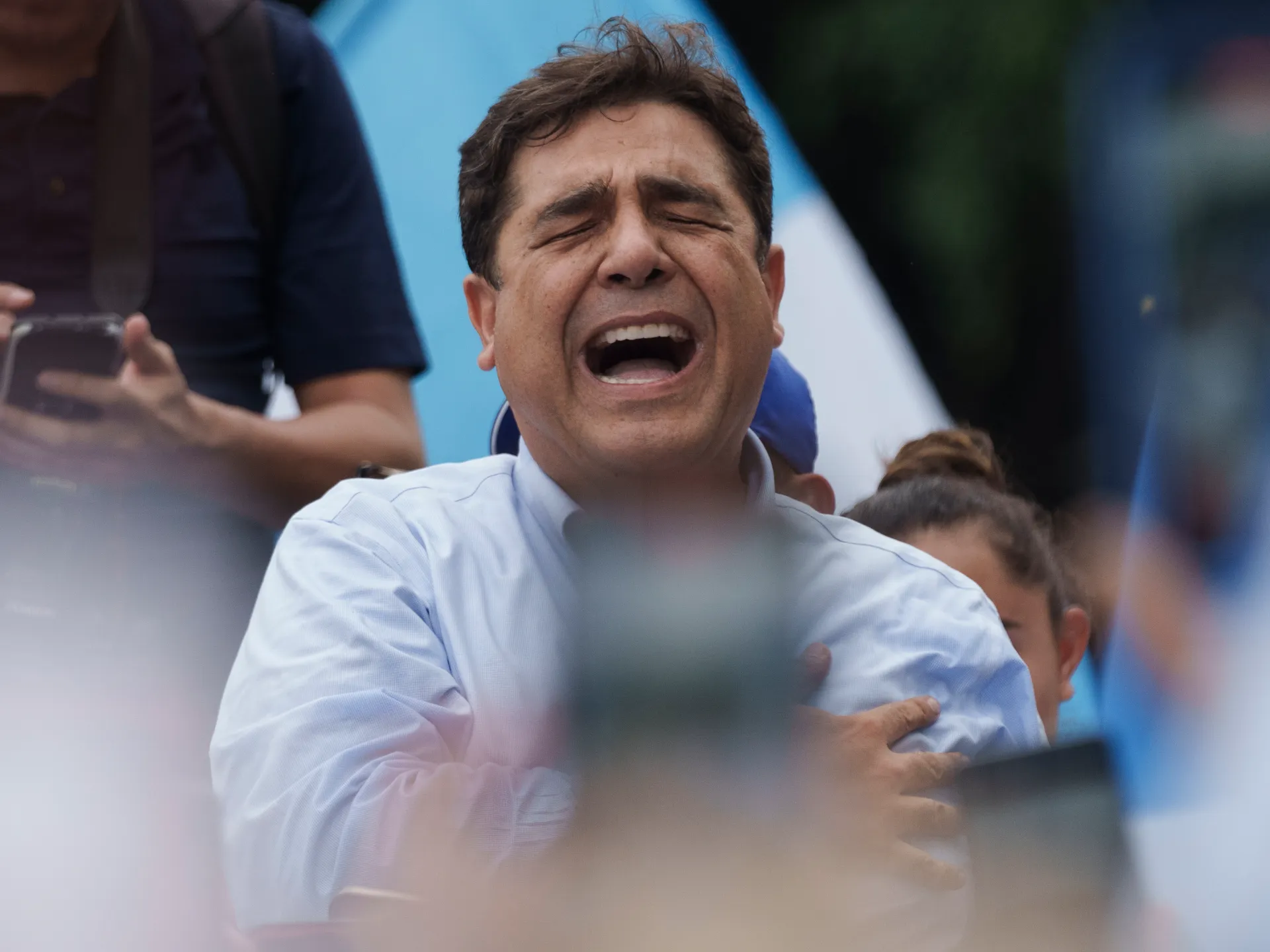 Guatemalan Presidential Frontrunner Disqualified by High Court Ahead of Election