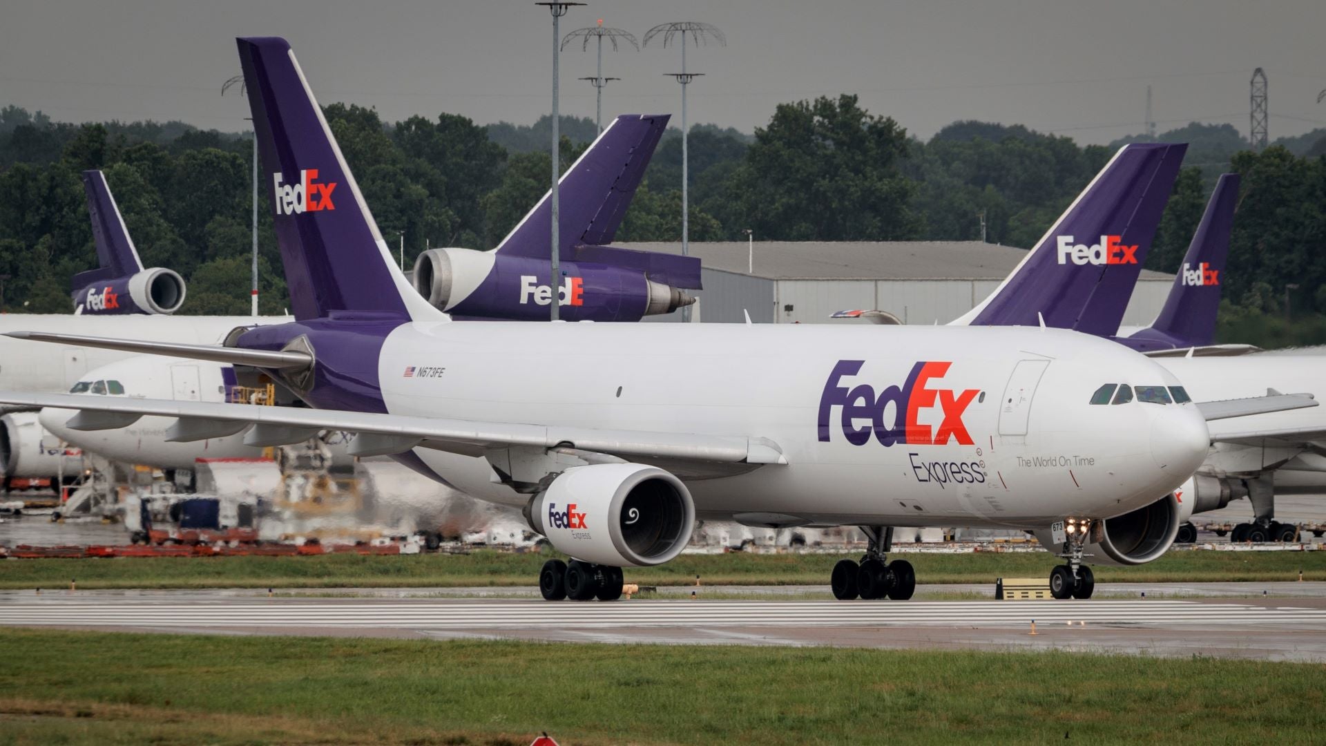 Featured image for FedEx downsizes fleet and revenue misses expectations.