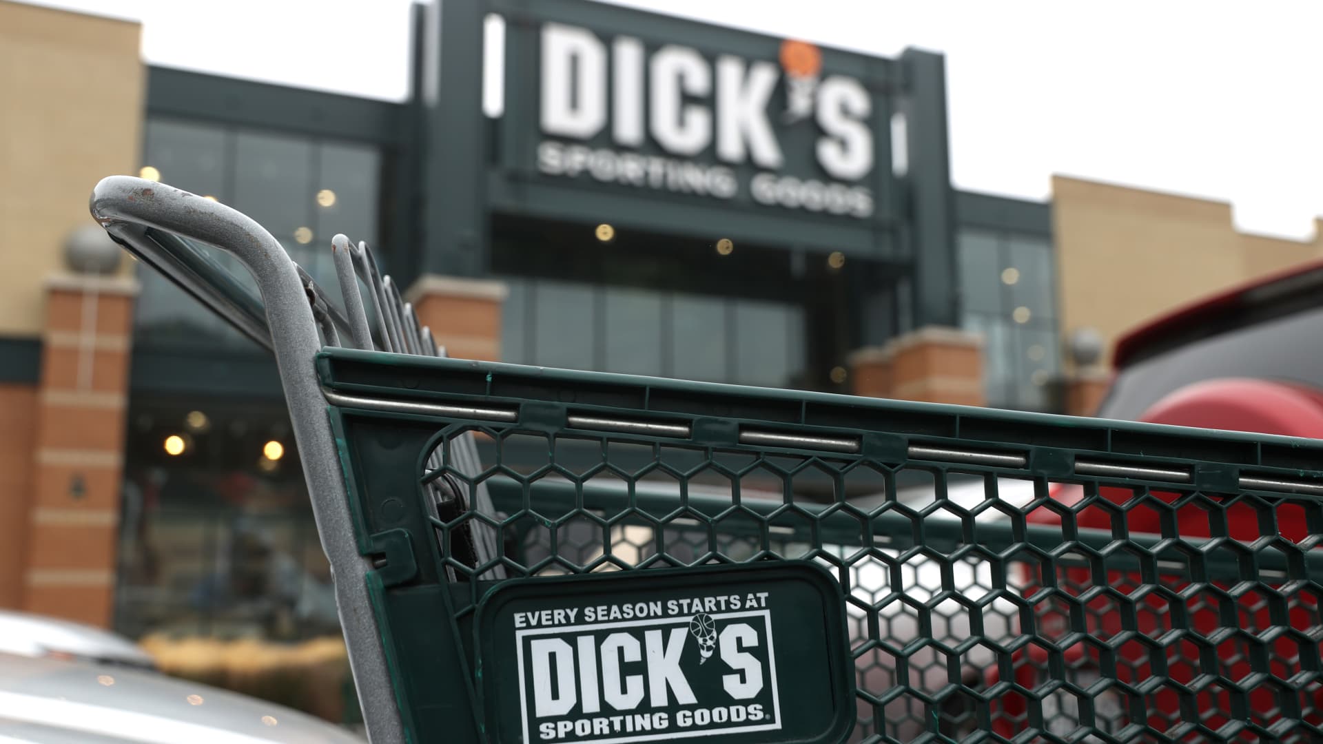 Featured image for Dick's Sporting Goods Stock Soars on Strong Earnings and Raised Outlook