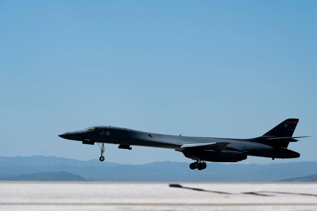 Featured image for "Crew Ejects Safely as B-1B Lancer Bomber Crashes During South Dakota Training"