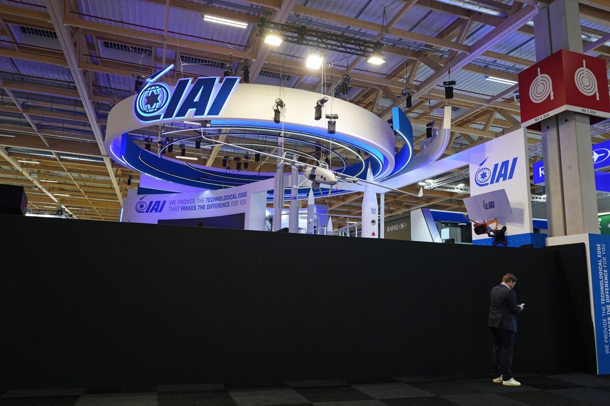 Featured image for French Government Closes Israeli Defense Stands at Paris Air Show Amid Protests